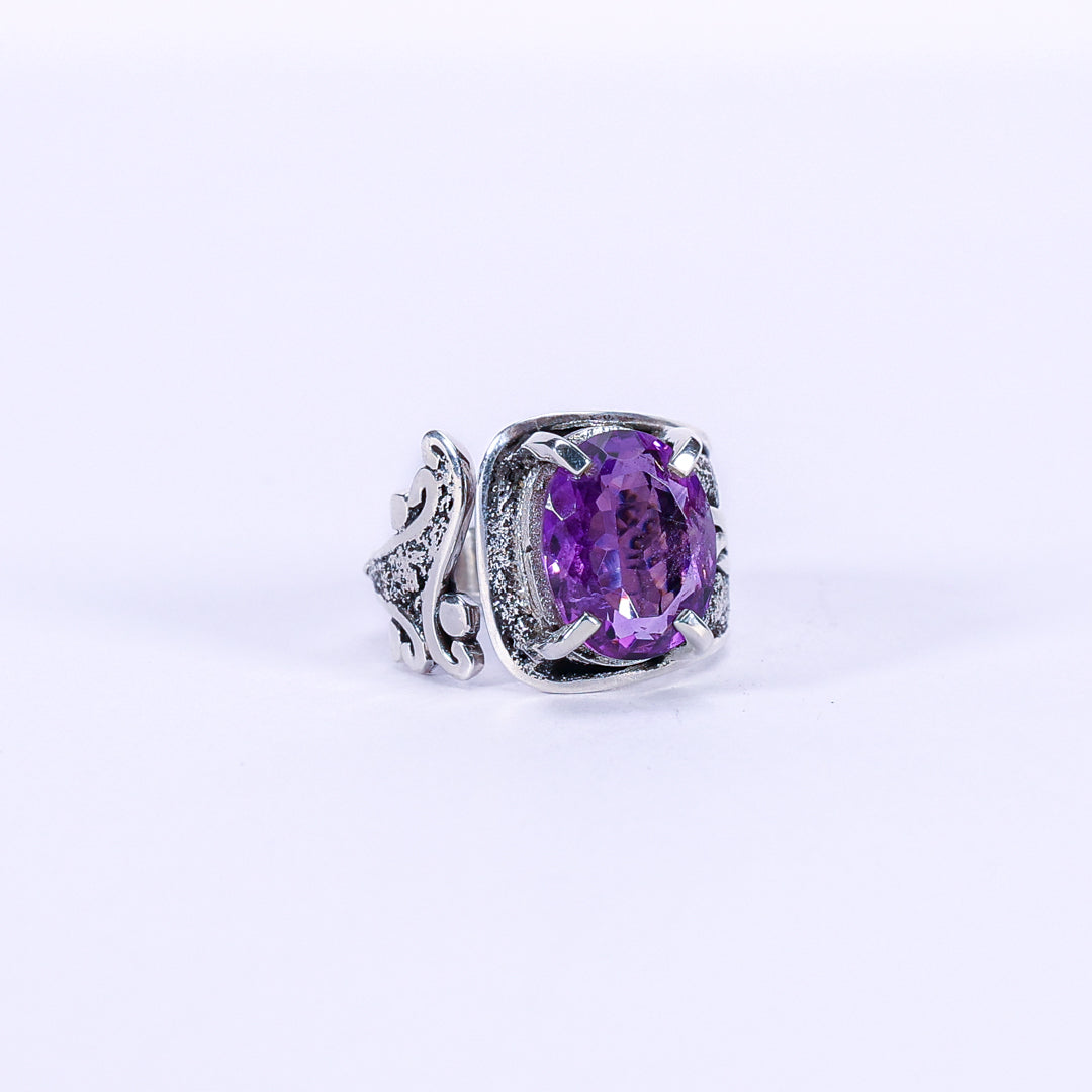 Amethyst and silver ring - Drapeau