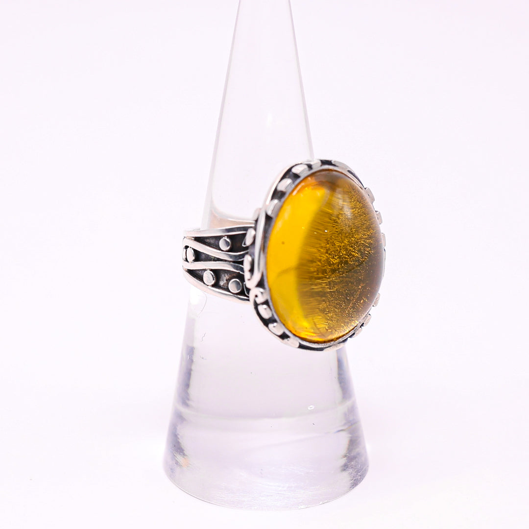 Amber and silver ring - Davis