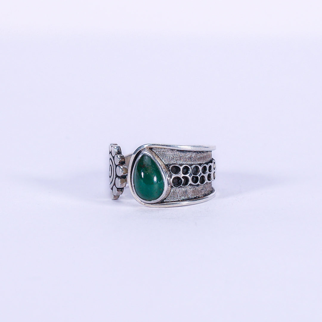 Emerald and silver ring - Aime