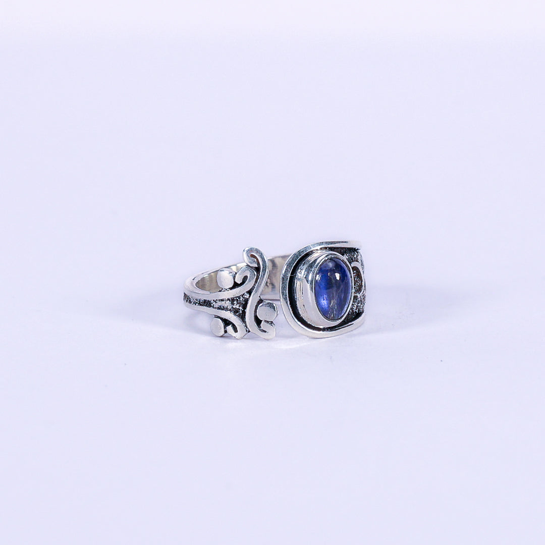 Sapphire and silver ring - Prete