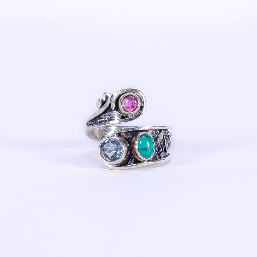 Triple malachite, garnet, and white sapphire ring - Joyeux