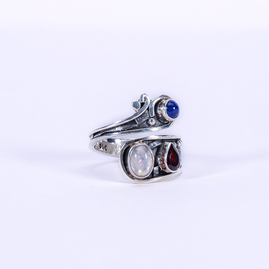 Triple moonstone, garnet, and lapis lazuli ring - Terrible