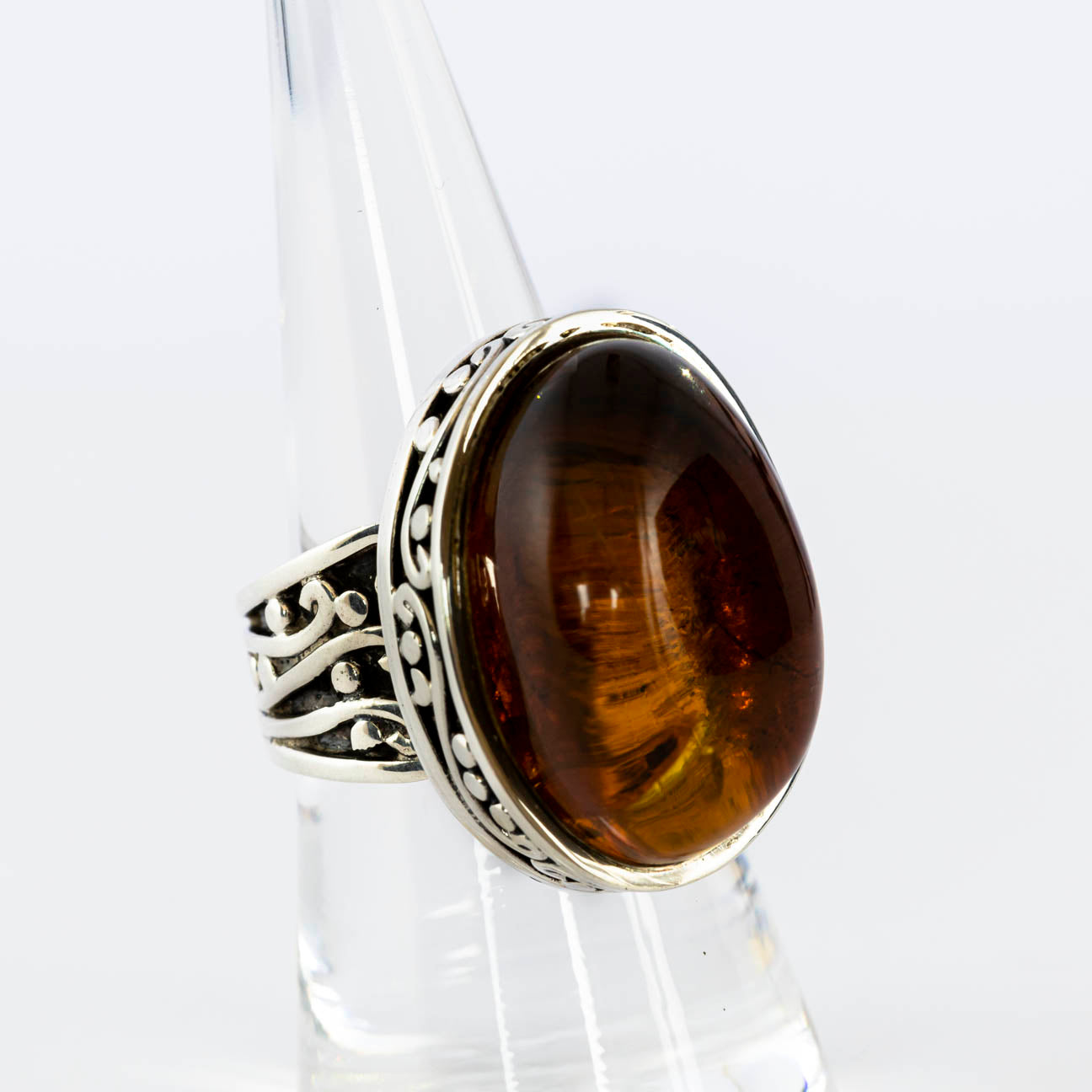 Amber and silver ring - Tatic