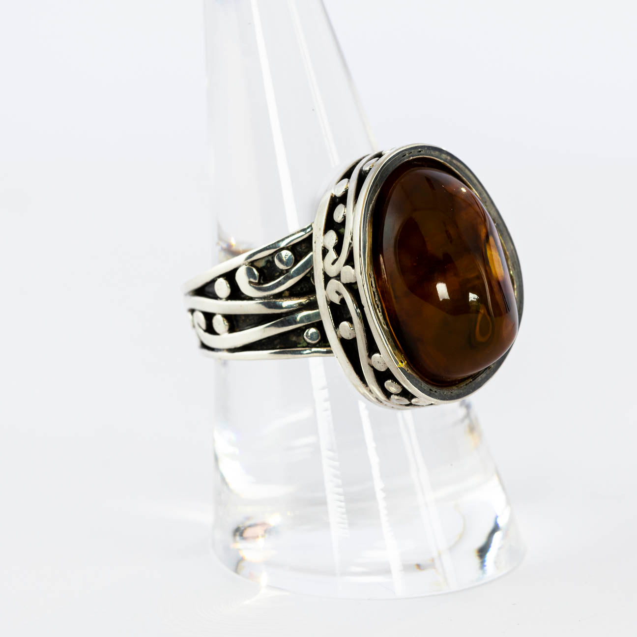 Amber and silver ring - K´op